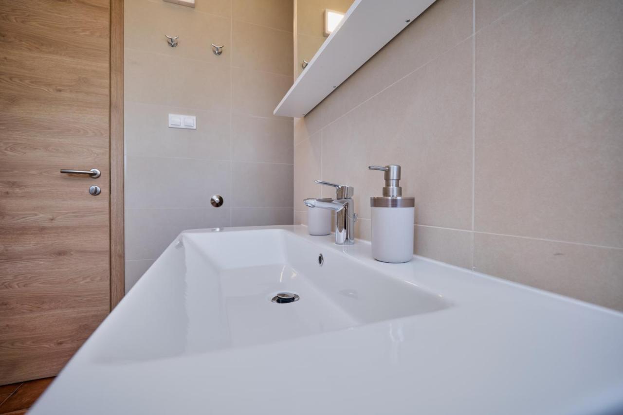 Anovi Holiday Homes By Litto Trogir Exterior foto