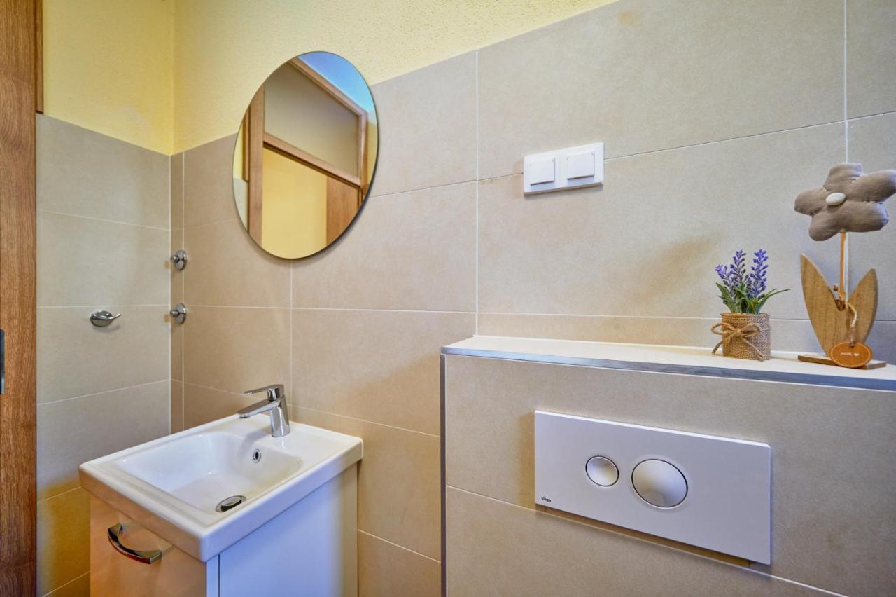 Anovi Holiday Homes By Litto Trogir Exterior foto