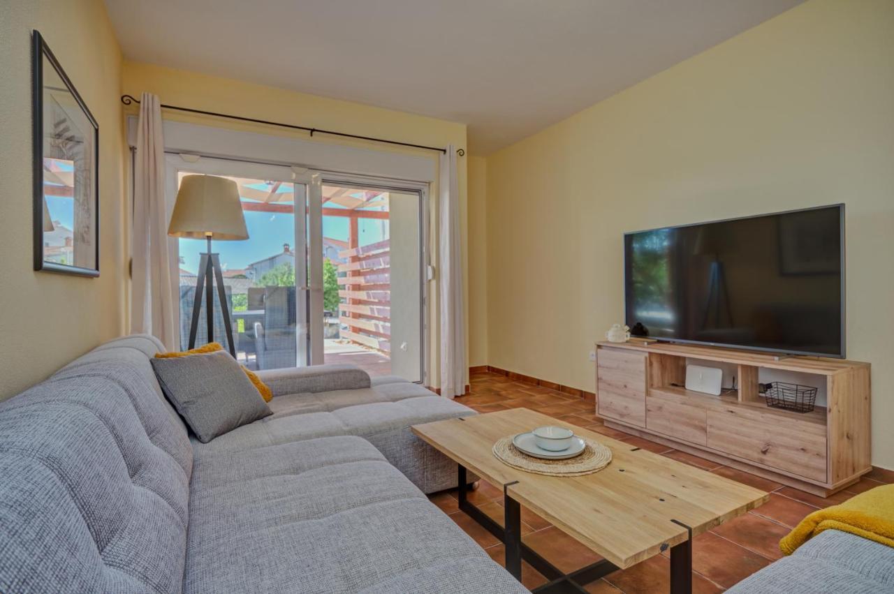 Anovi Holiday Homes By Litto Trogir Exterior foto