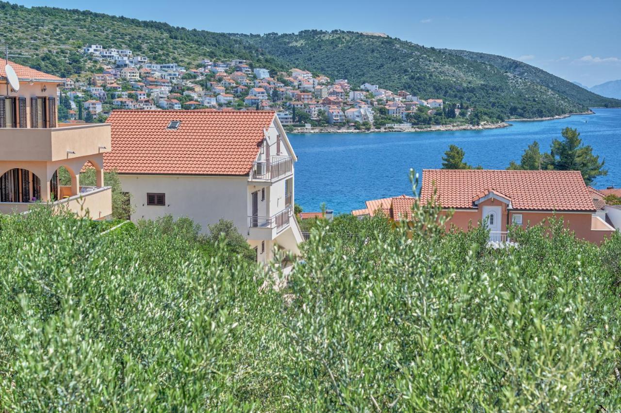 Anovi Holiday Homes By Litto Trogir Exterior foto